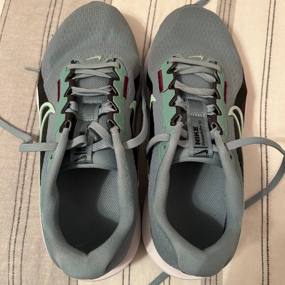 Women's Nike Downshifter 13 Running Sneakers Size 8 - Picture 2 of 7